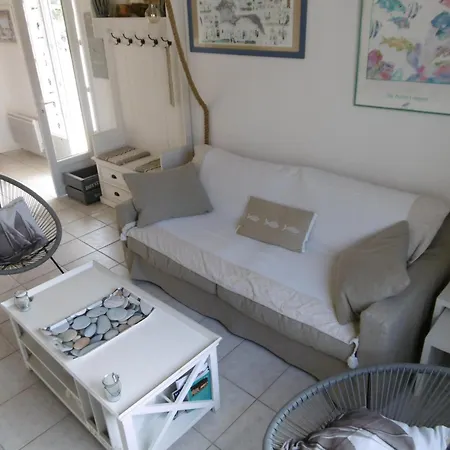 Maison Renovee Proche Plage, L'epine, 6 Pers, Jardin - Fr-1-823-50 *